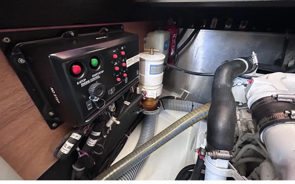 slider 4 Beneteau Swift Trawler 34 Fly