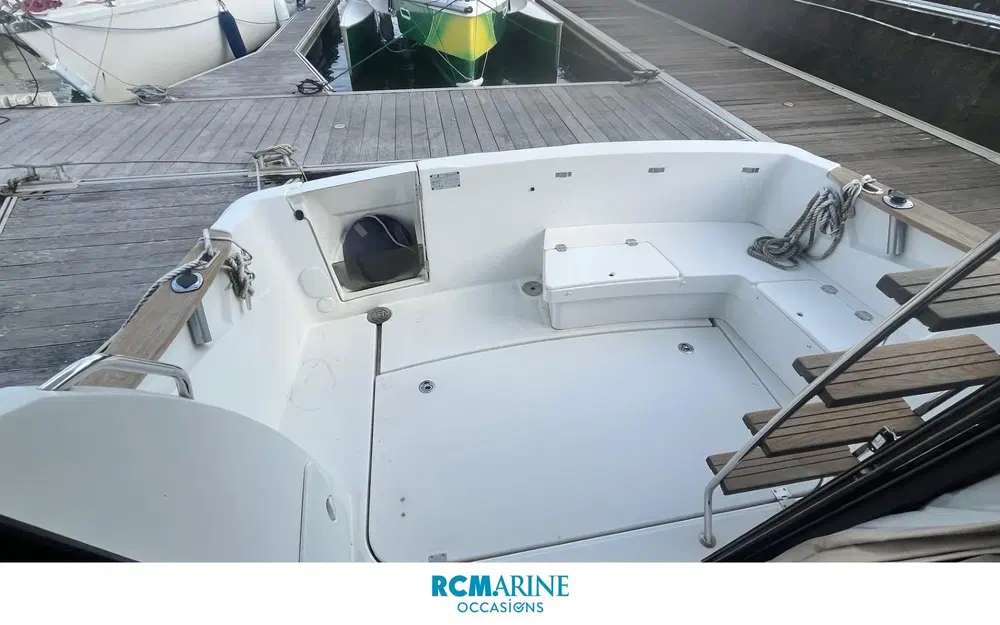 slider 17 Beneteau Antares 30