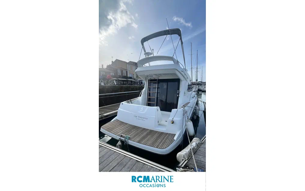 slider 22 Beneteau Antares 30