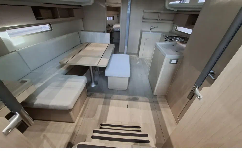 slider 2 Beneteau Oceanis 40.1