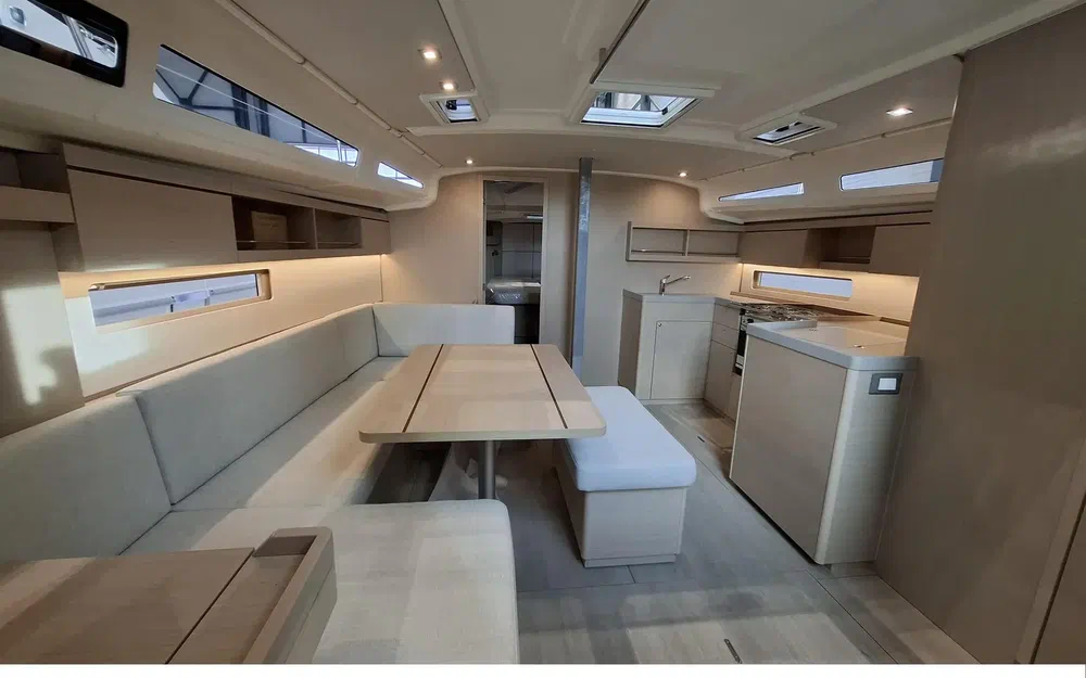slider 3 Beneteau Oceanis 40.1