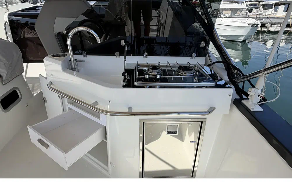 slider 20 Beneteau Flyer 10
