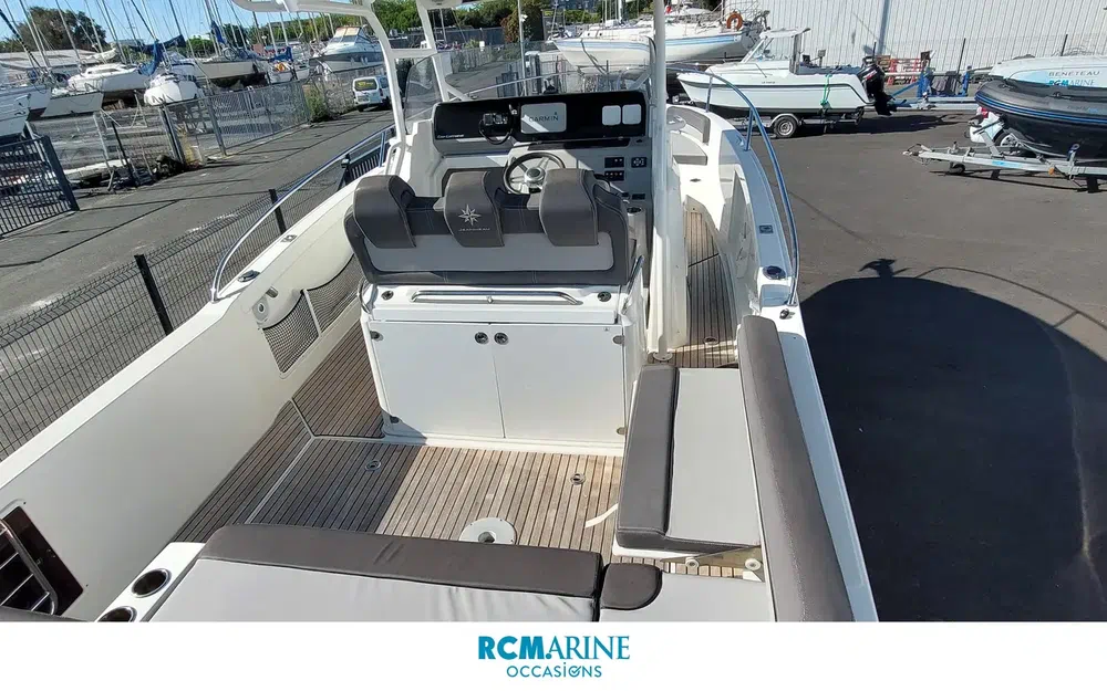 slider 18 Jeanneau Cap Camarat 9.0 CC