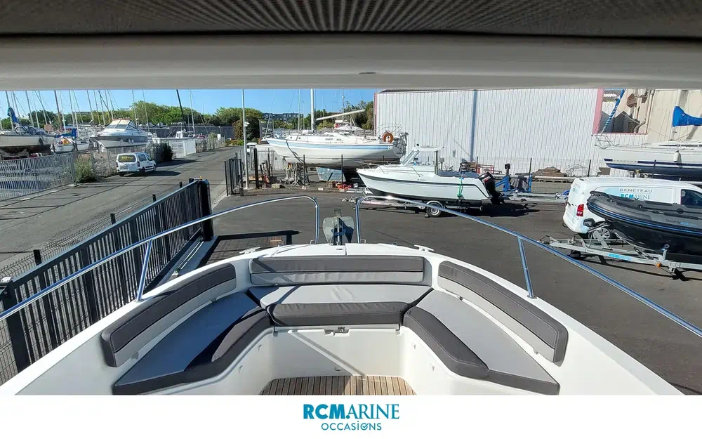 slider 22 Jeanneau Cap Camarat 9.0 CC