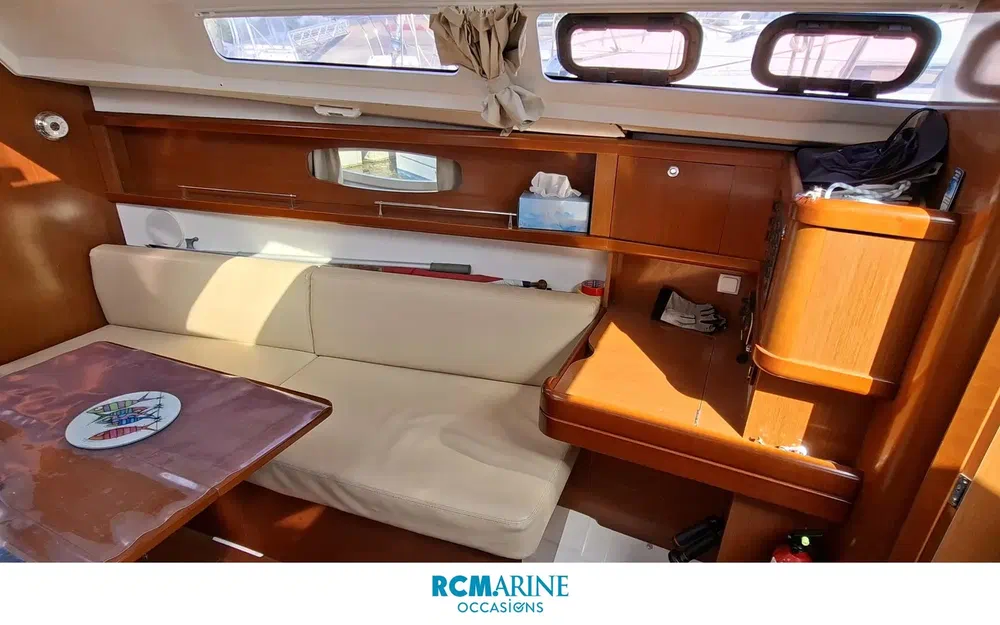slider 12 Beneteau Oceanis 31