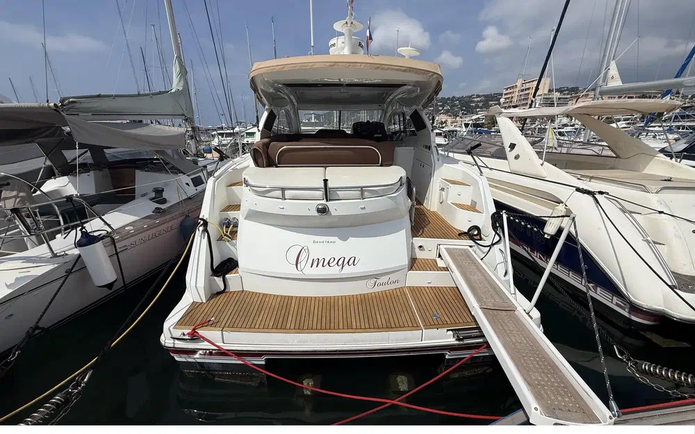 slider 1 Beneteau Monte Carlo 42
