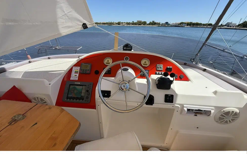 slider 14 Beneteau Swift Trawler 42