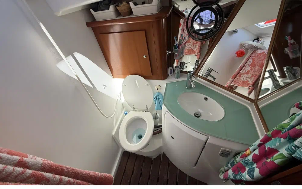 slider 23 Beneteau Swift Trawler 42