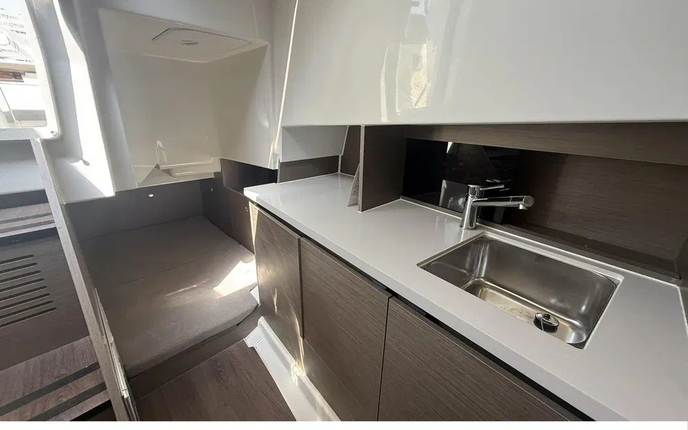 slider 11 Beneteau Flyer 9 SUNdeck