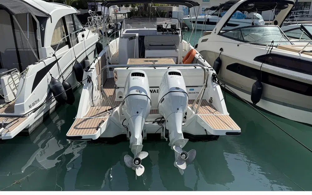 slider 1 Beneteau Flyer 9 SUNdeck