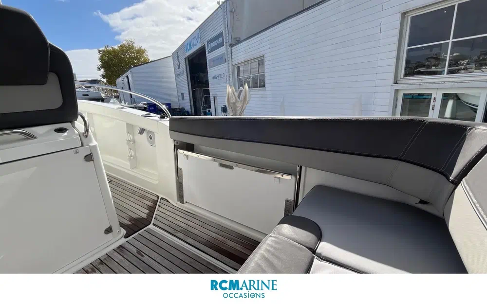 slider 28 Jeanneau Cap Camarat 9.0 CC