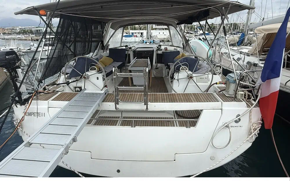 slider 2 Beneteau Oceanis 48