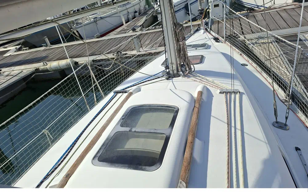 slider 3 Beneteau Oceanis 281
