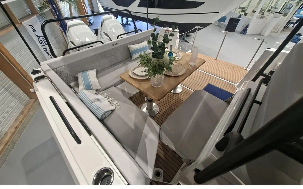 slider 3 Beneteau Flyer 9 SUNdeck