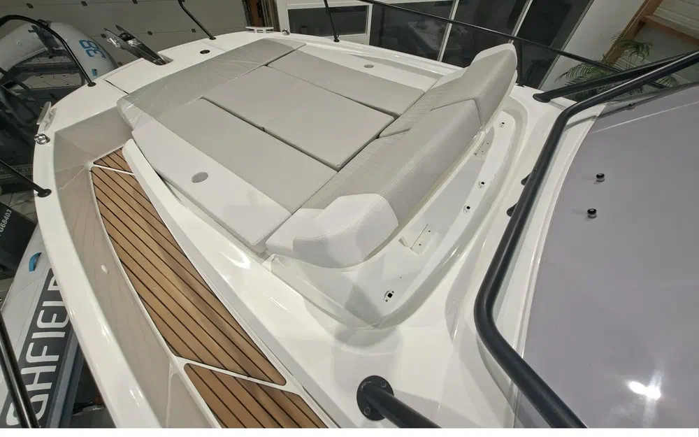 slider 5 Beneteau Flyer 9 SUNdeck