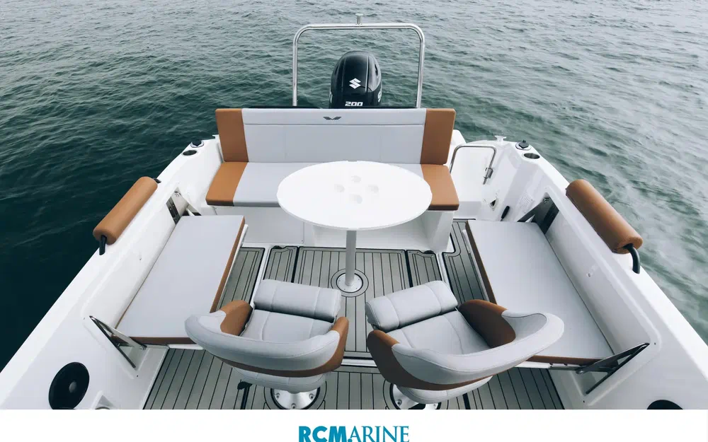 slider 7 Beneteau Flyer 7 SPACEdeck