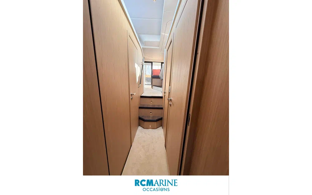 slider 17 Beneteau Swift Trawler 48