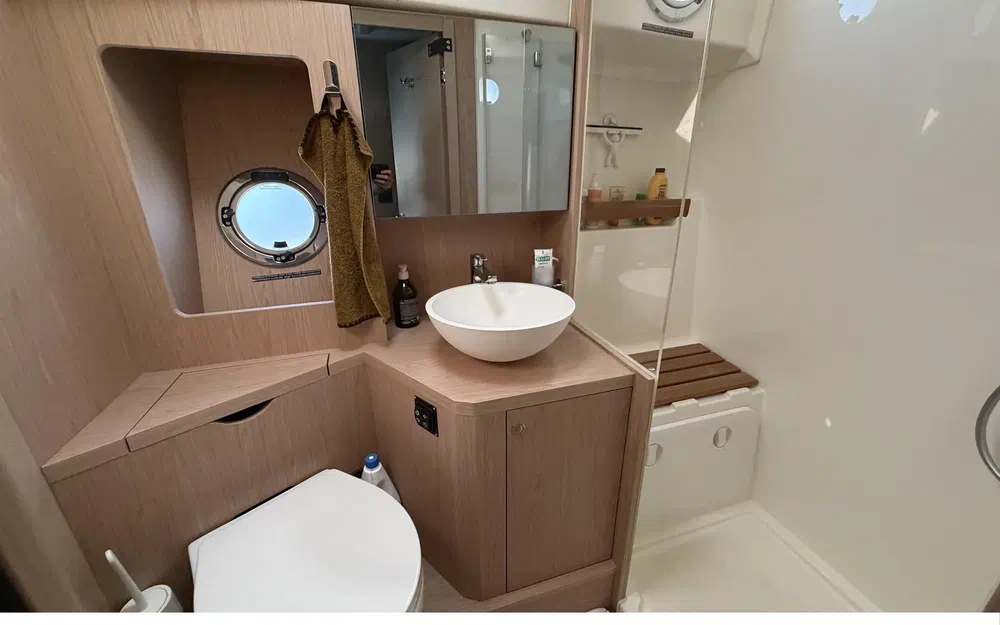 slider 18 Beneteau Swift Trawler 48