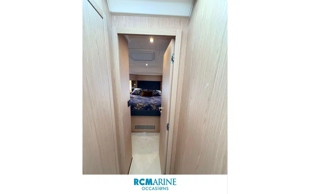 slider 51 Beneteau Swift Trawler 48
