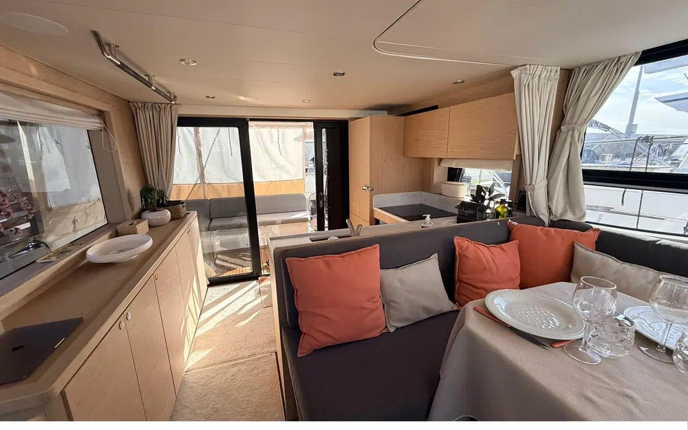 slider 26 Beneteau Swift Trawler 48