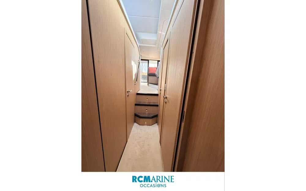 slider 32 Beneteau Swift Trawler 48