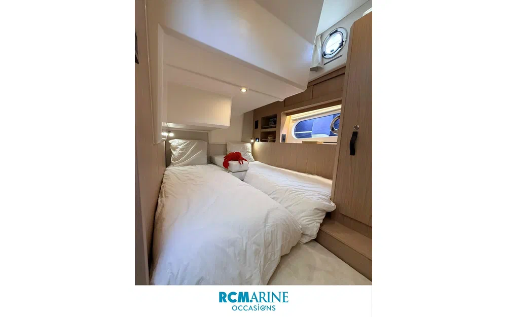 slider 45 Beneteau Swift Trawler 48