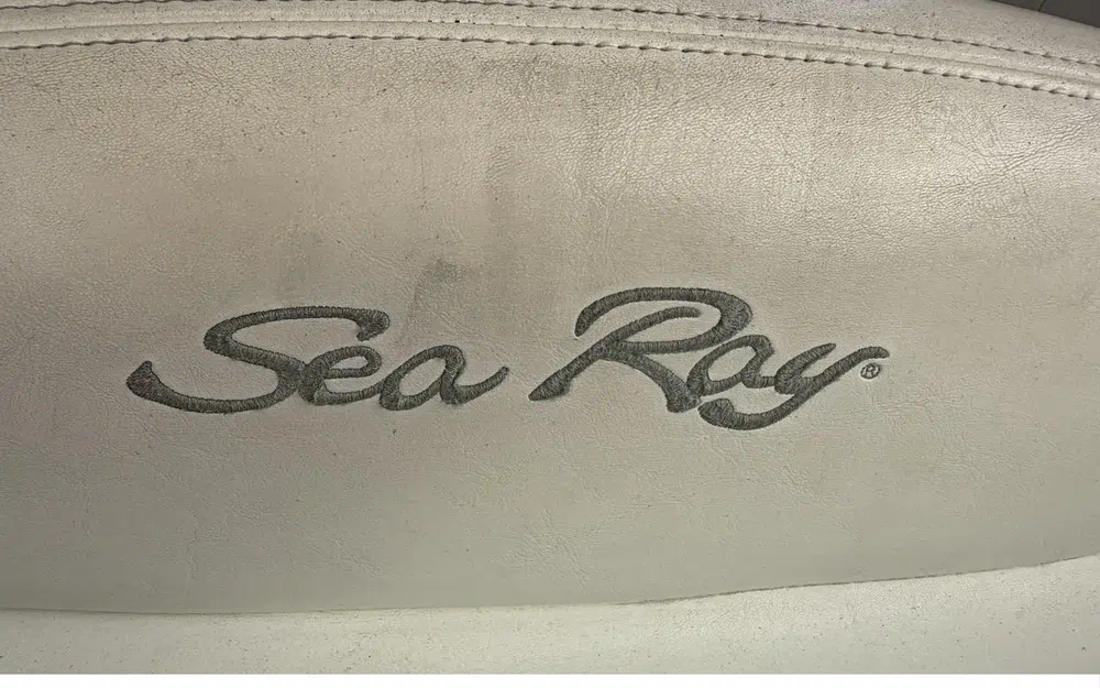 slider 8 Sea Ray 315 Sundancer