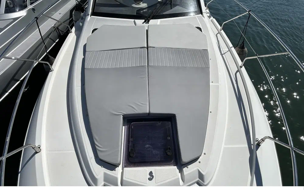 slider 9 Beneteau Gran Turismo 40