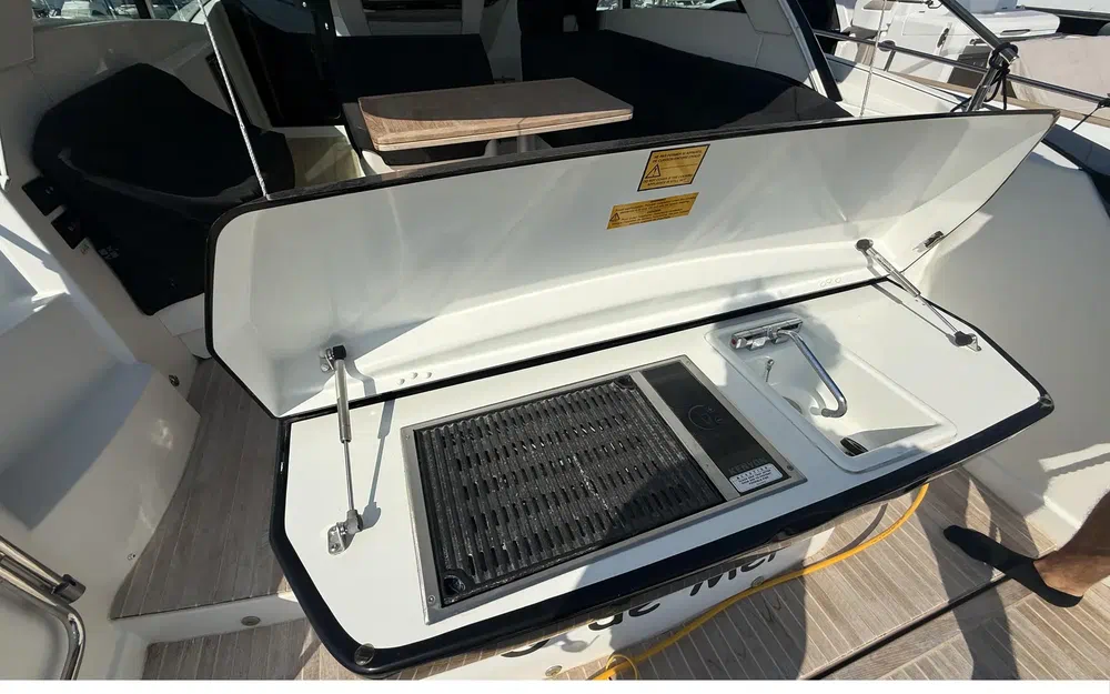 slider 5 Beneteau Gran Turismo 40