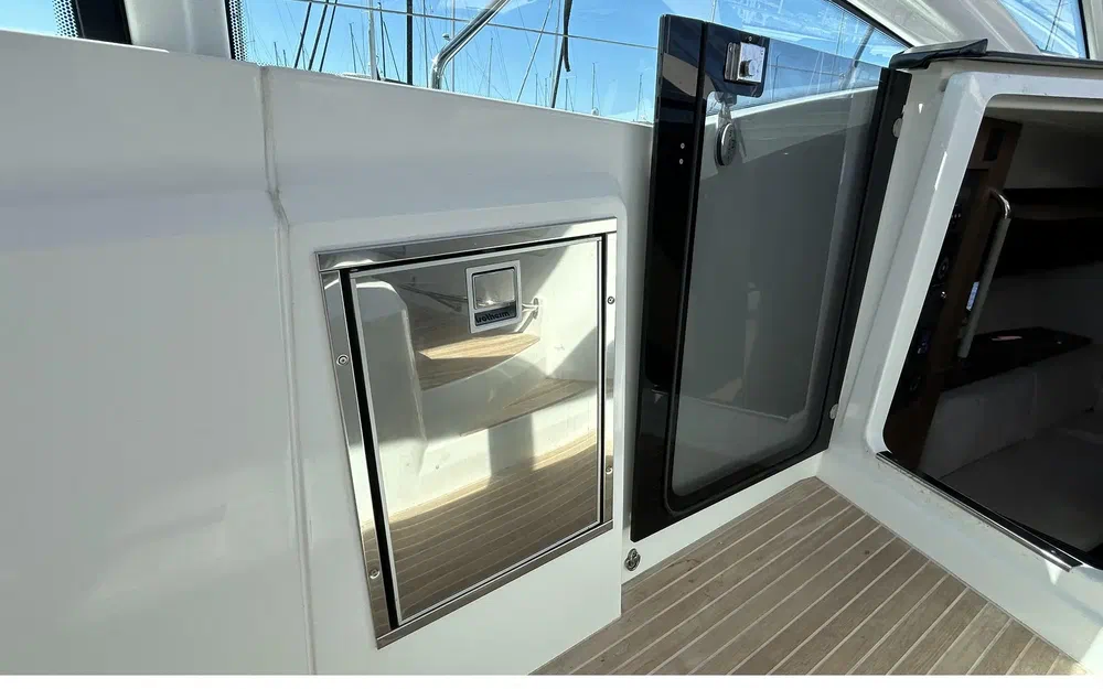 slider 6 Beneteau Gran Turismo 40