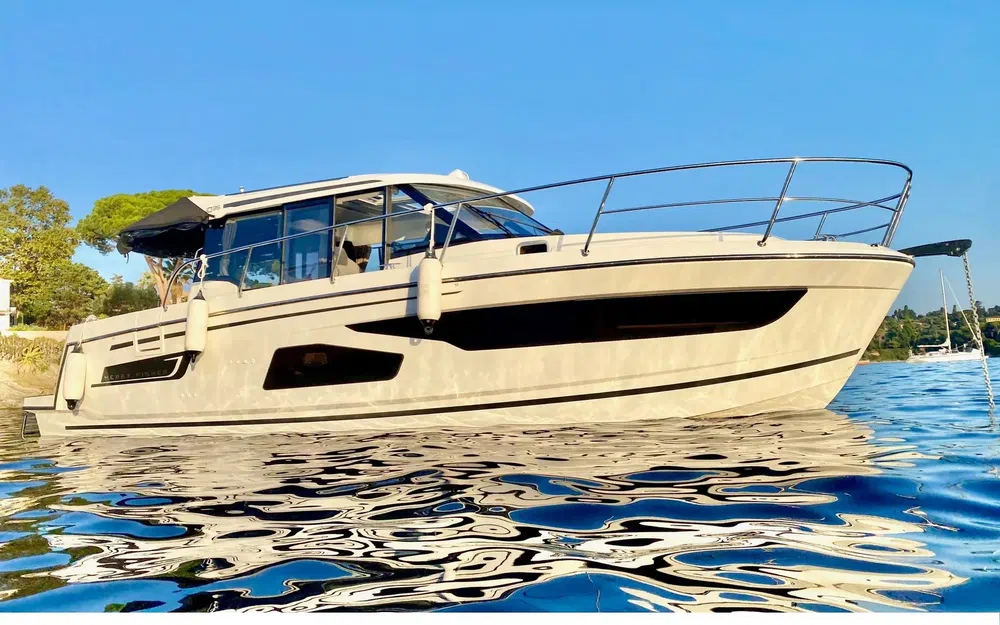 slider 0 Jeanneau Merry Fisher 1095