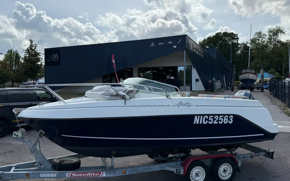 slider 0 Kelt Azura 600 Cabin