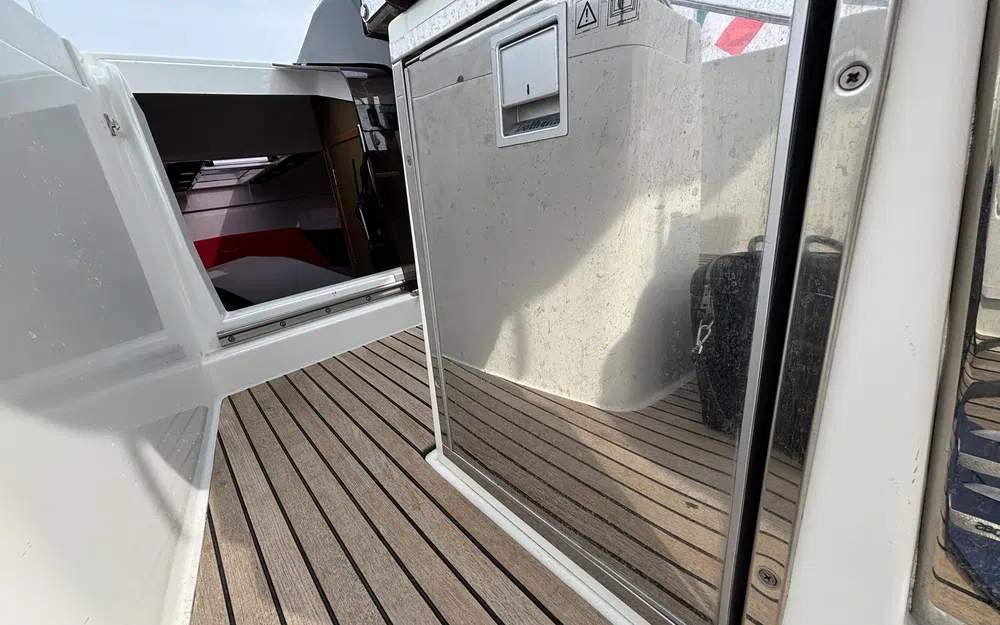 slider 19 Beneteau Flyer 8.8 SUNdeck