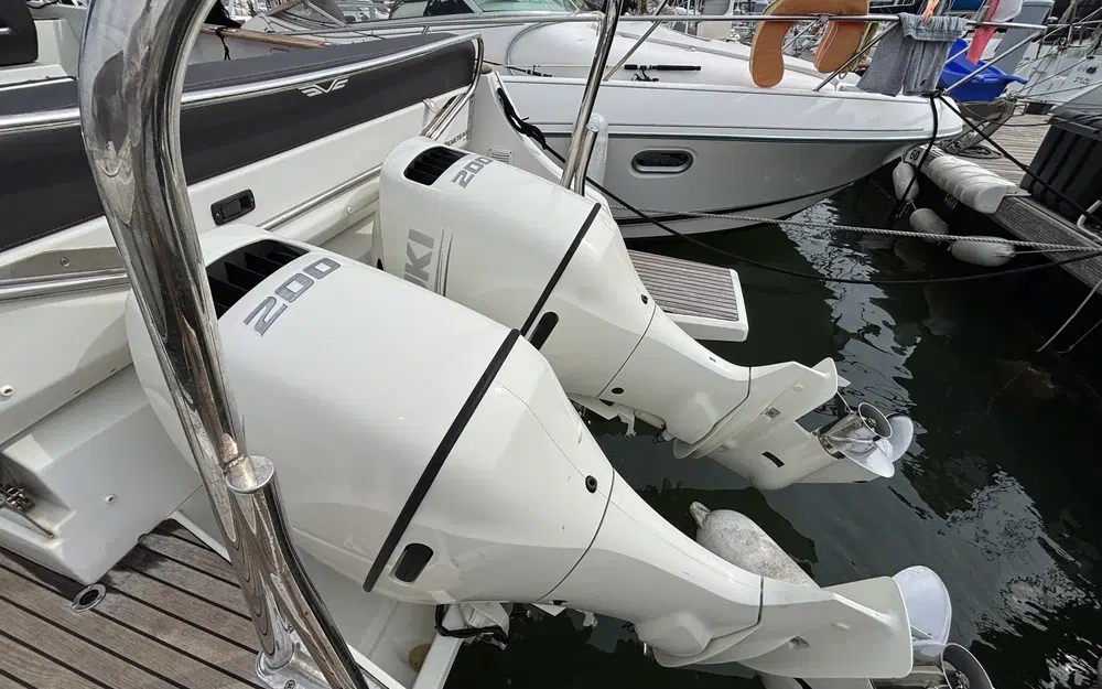 slider 20 Beneteau Flyer 8.8 SUNdeck
