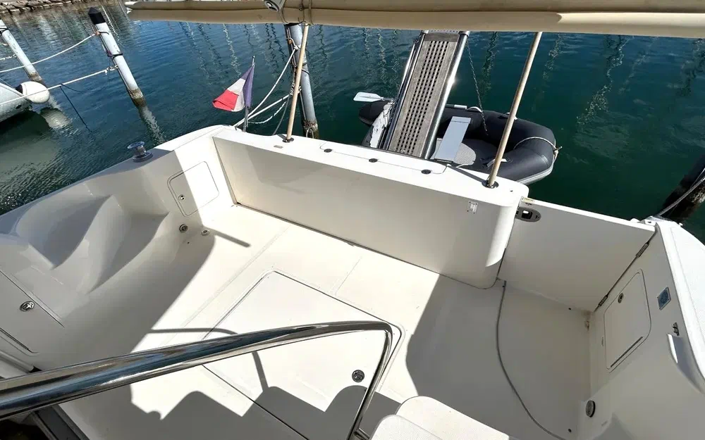 slider 2 Sea Ray 455 Sedan Bridge