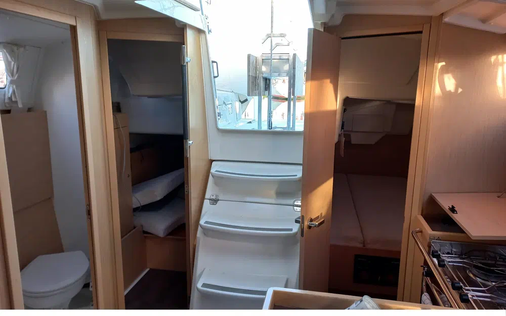 slider 5 Beneteau Oceanis 35.1