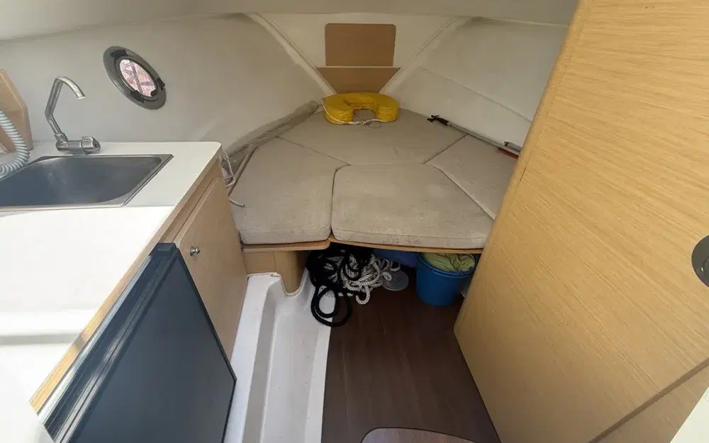 slider 10 Beneteau Flyer 750 Sundeck
