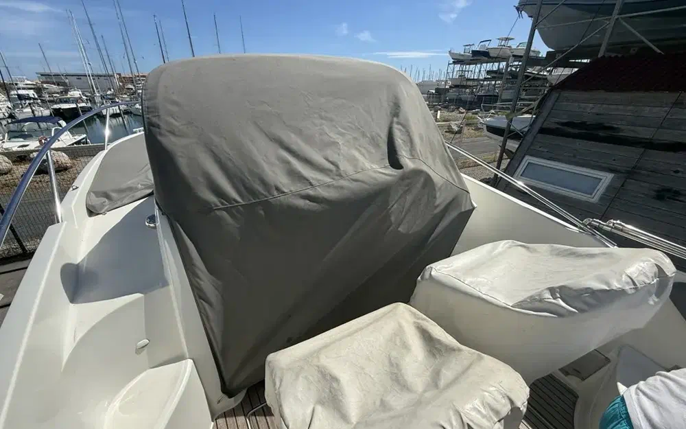 slider 17 Beneteau Flyer 750 Sundeck