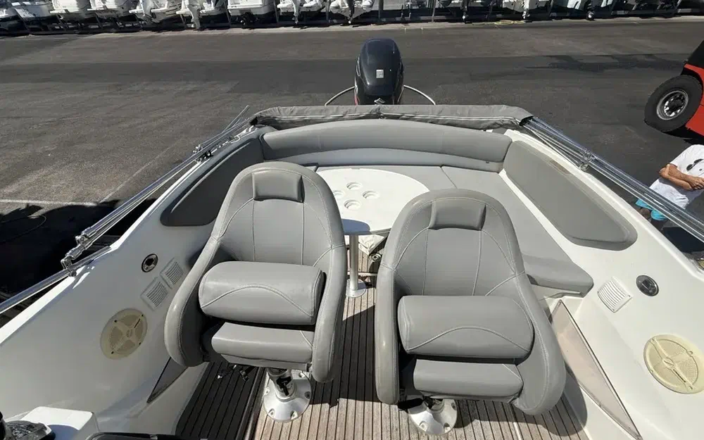 slider 7 Beneteau Flyer 750 Sundeck