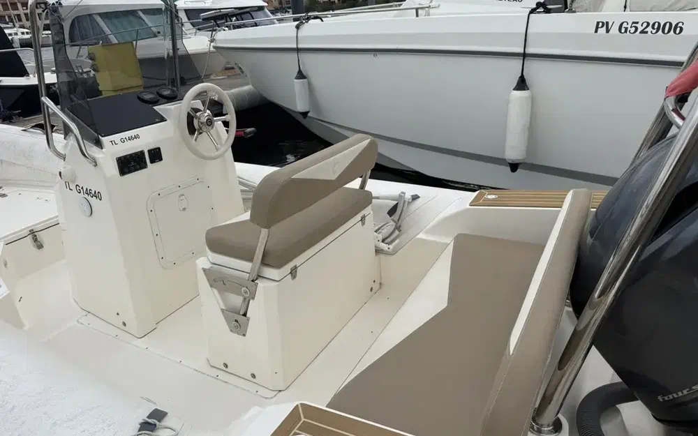 slider 4 Capelli Tempest 570