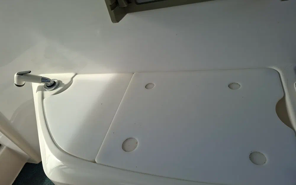 slider 22 Beneteau Antares 7