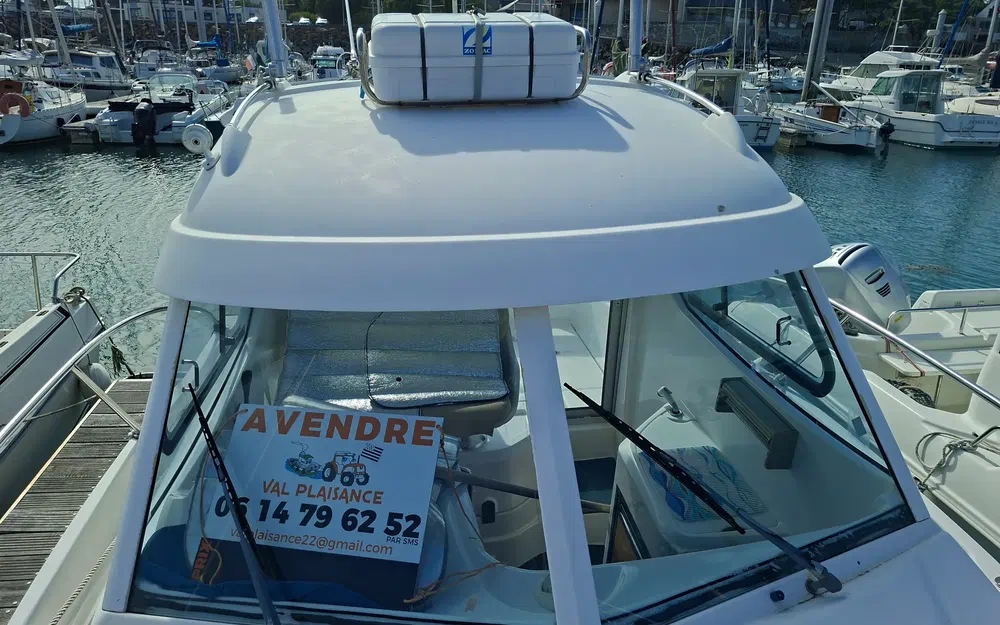 slider 0 Beneteau Antares 7