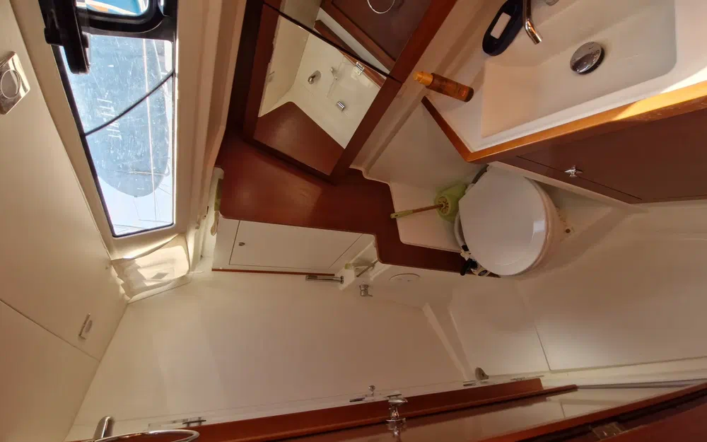 slider 8 Beneteau Oceanis 45