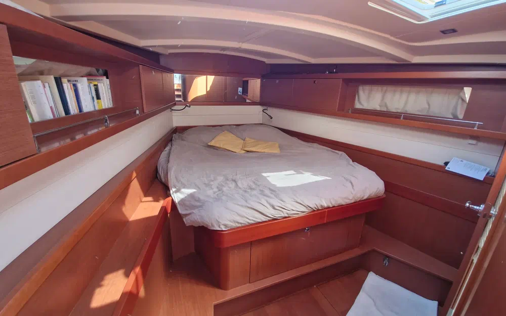 slider 3 Beneteau Oceanis 45