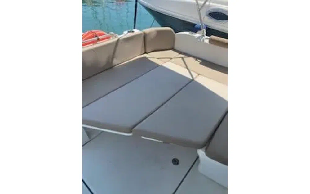 slider 9 Beneteau Antares 8 OB