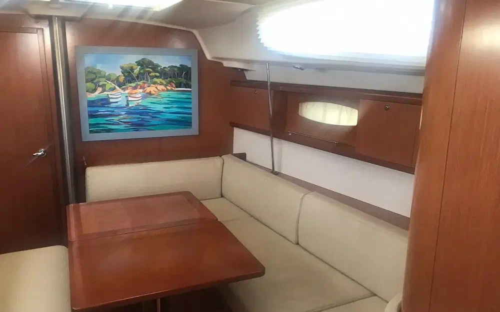slider 11 Beneteau Oceanis 43