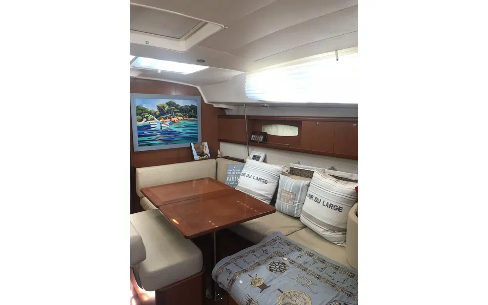 slider 13 Beneteau Oceanis 43