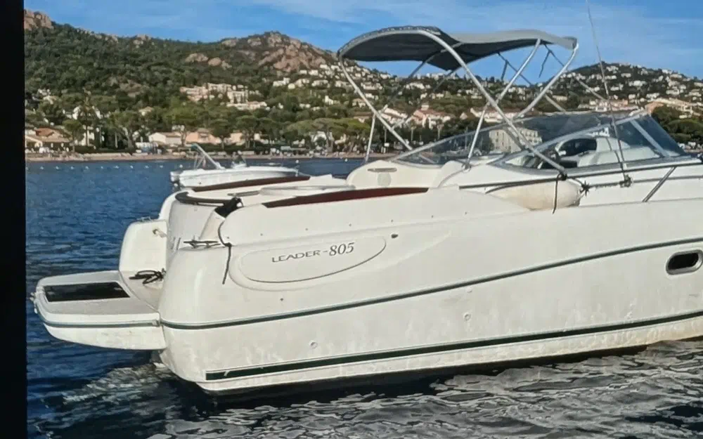 slider 13 Jeanneau Leader 805