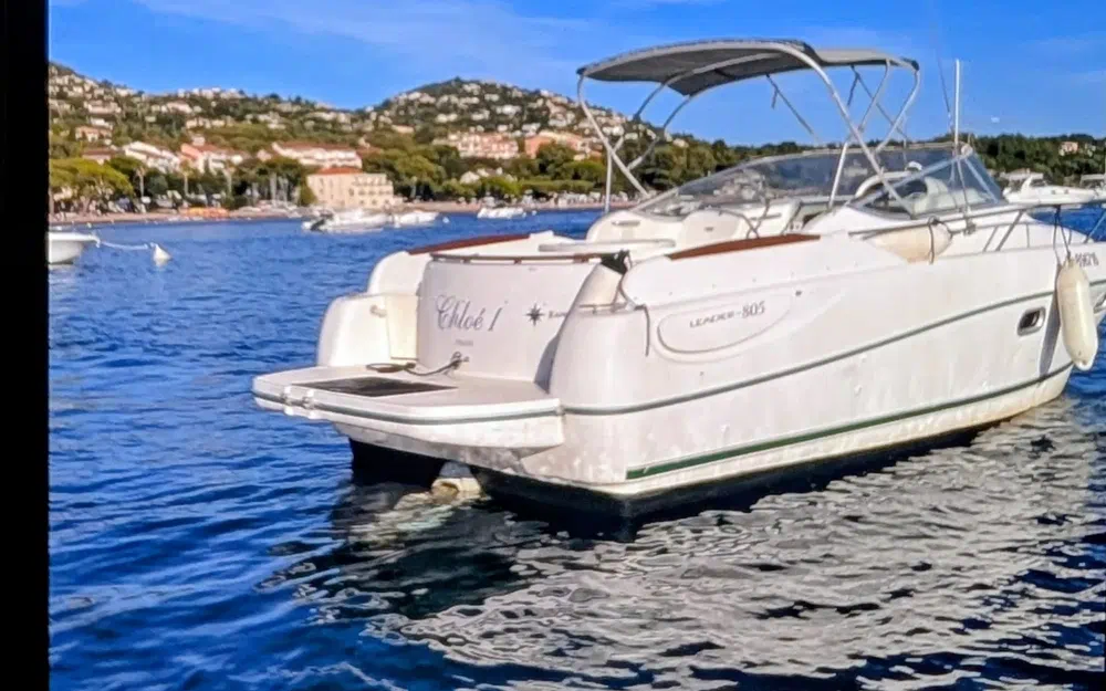 slider 7 Jeanneau Leader 805