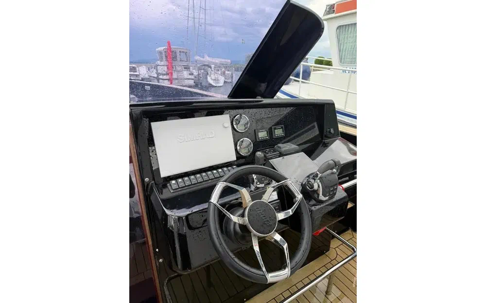 slider 7 Fjord 40